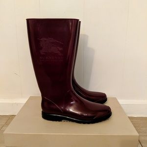 Burberry Equestrian Knight Rainboot